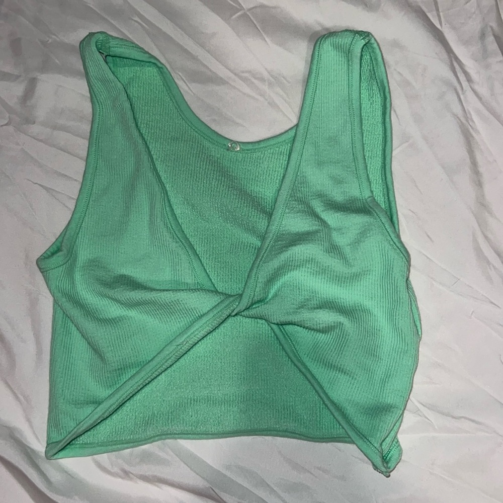 Nikibiki crop top size S